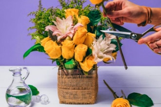 Flower Workshop: Make Flower Arrangements